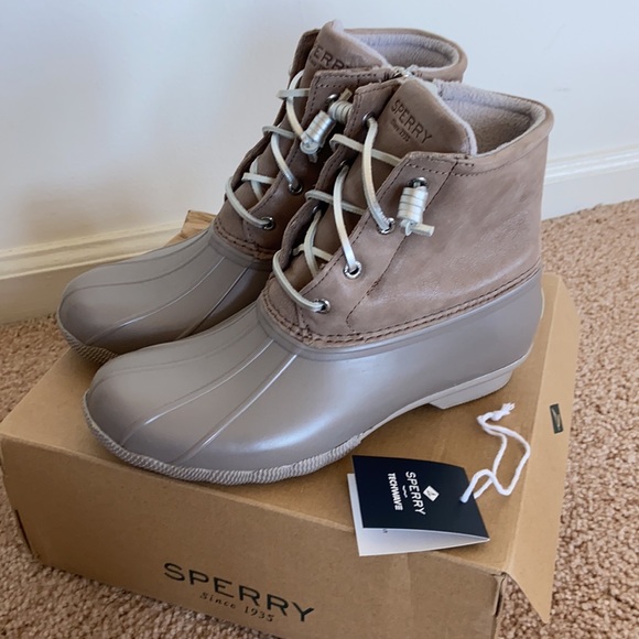 Sperry Shoes | Sperry Boots. New. Color Dove. Laces SILVER. | Color: Tan | Size: 7.5 | Udel98's Closet